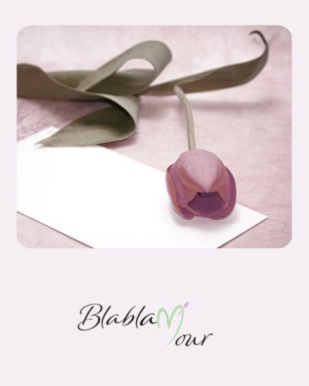 Image montrant une enveloppe et une tulipe pour illustrer la lettre d'amour pour elle